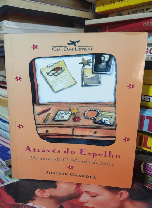 Através do Espelho