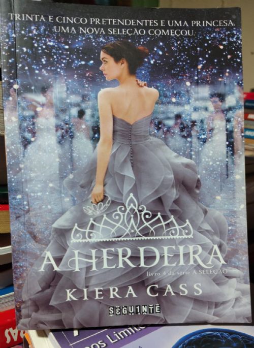 A Herdeira - A Seleção Livro 4