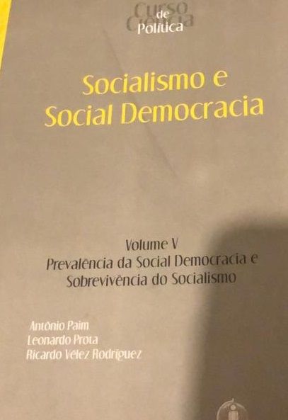 Prevalencia da Social Democracia e Sobrevivencia do Socialismo