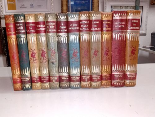 Coleção Biblioteca Infantil da Livraria Quaresma - 12 Volumes