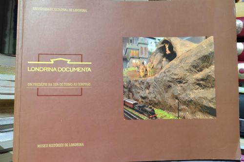 Londrina Documenta 4 - Um Presepio na Rua de Todas as Compras