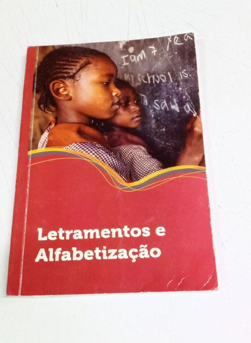 letramentos e alfabetizaçao