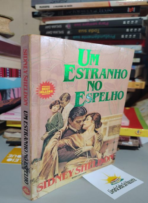 Um Estranho no Espelho
