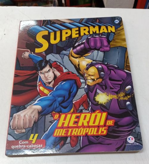 Superman O Herói de Metrópolis - com 4 Quebra-cabeças