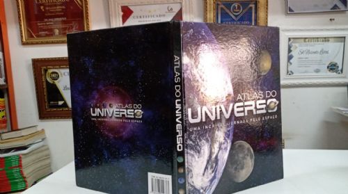 Atlas do Universo: Uma Incrível Jornada Pelo Espaço