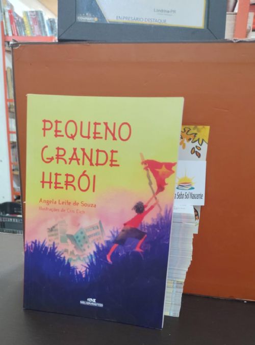 Pequeno Grande Herói