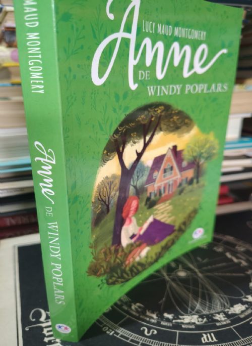 Anne de Windy Poplars