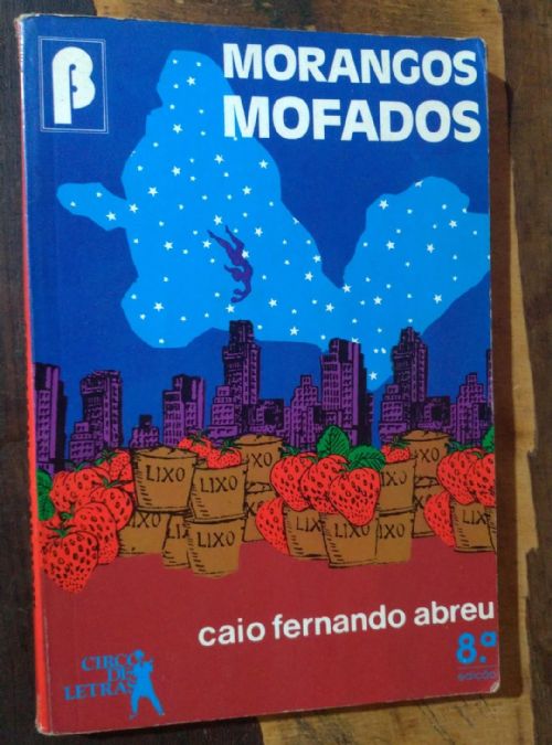 Morangos Mofados