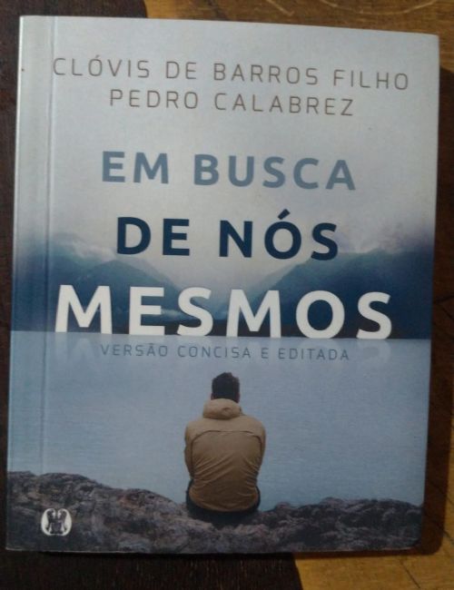 Em Busca de Nós Mesmos