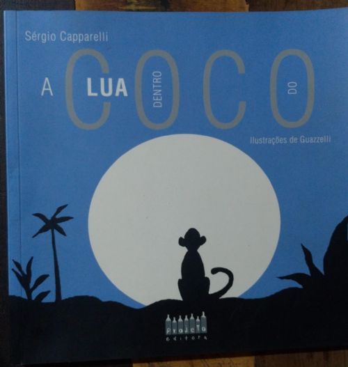 A Lua dentro do Coco