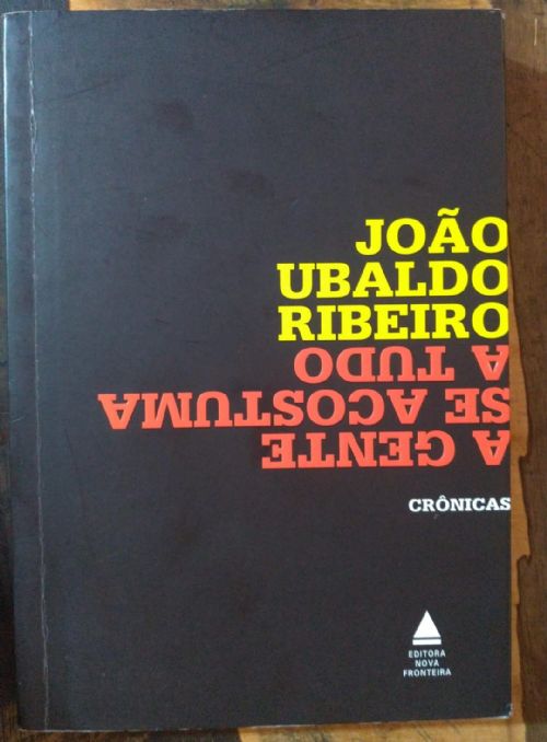 A Gente se acostuma a tudo